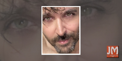 Hrithik's Thursday selfie leaves fans impressed