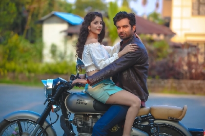 Free Photo: IAS officer Abhishek Singh debuts in a music video, 'Dil Tod Ke' crossed 10 million views in 24 hours!