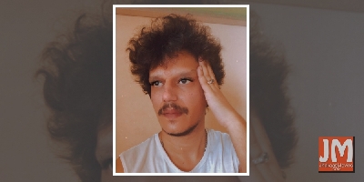 Vijay Varma strikes Headache Pose