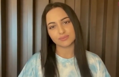 Sonakshi to create awareness on cyberbullying, mental harassment (Photo: instagram@aslisona)