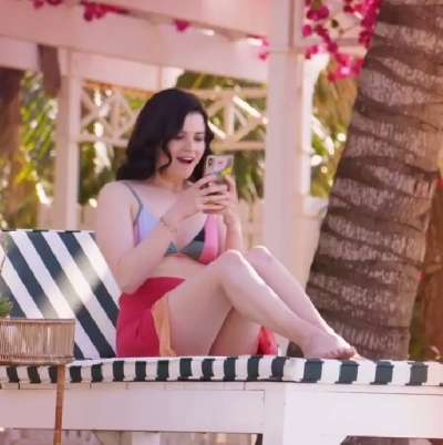 The Kissing Booth 3' to return in 2021 with original cast video.. Screengrab.