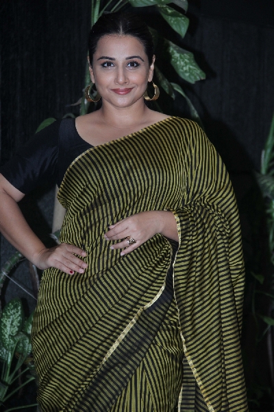Mumbai: Actress Vidya Balan seen at her film producer husband Sidharth Roy Kapoor's office in Mumbai's Khar on July 27, 2020. (Photo: IANS)
