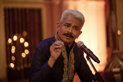 Ritwik Bhowmik: Was difficult to be rude to Atul Kulkarni for a shot.