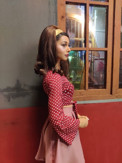 Madhurima Roy to play a bar dancer in web series.