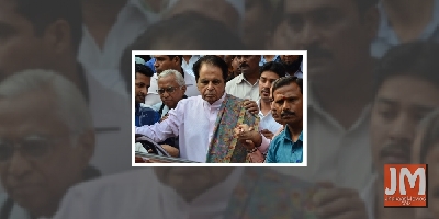 Dharmendra recalls his bond with Dilip Kumar