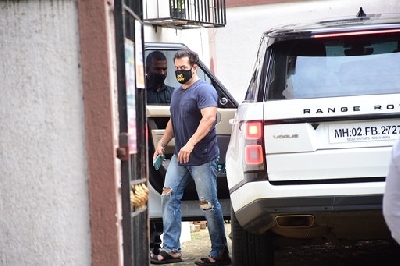 Mumbai: Actor Salman Khan seen at Bandra in Mumbai on Aug 26, 2020. (Photo: IANS)
