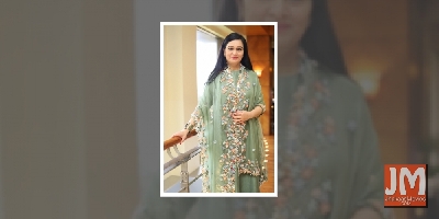 Padmini Kolhapure: I was called from school to help Lata Mangeshkar sing