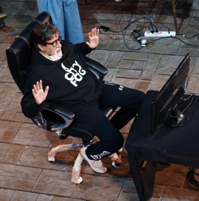 Big B shares glimpses of shooting in Covid era. (Photo Courtesy: srbachchan.tumblr.com)