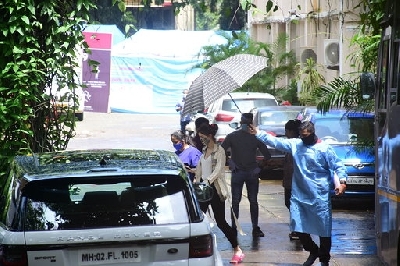 Mumbai: Actress Ananya Panday seen at Bandra in Mumbai on Sep 1, 2020. (Photo: IANS)