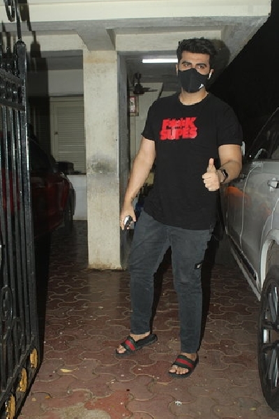 Mumbai: Actor Arjun Kapoor seen at Juhu in Mumbai on Sep 4, 2020. (Photo: IANS)