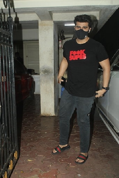 Mumbai: Actor Arjun Kapoor seen at Juhu in Mumbai on Sep 4, 2020. (Photo: IANS)