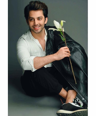 More strength to Kangana and her team: Himansh Kohli.