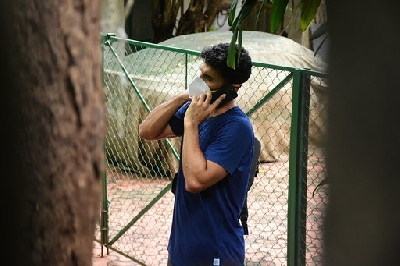 Mumbai: Actor Aditya Roy Kapoor seen at Bandra in Mumbai on Sep 15, 2020. (Photo: IANS)