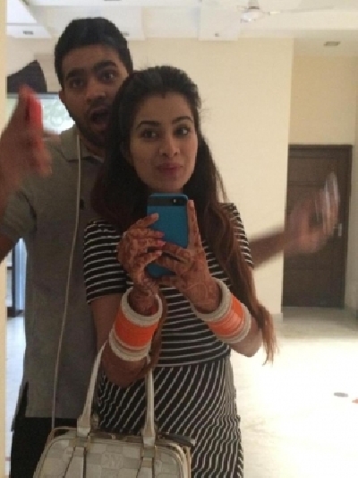 Bigg Boss 14 housemate Sara Gurpal married me, claims Punjabi singer Tushar Kumar