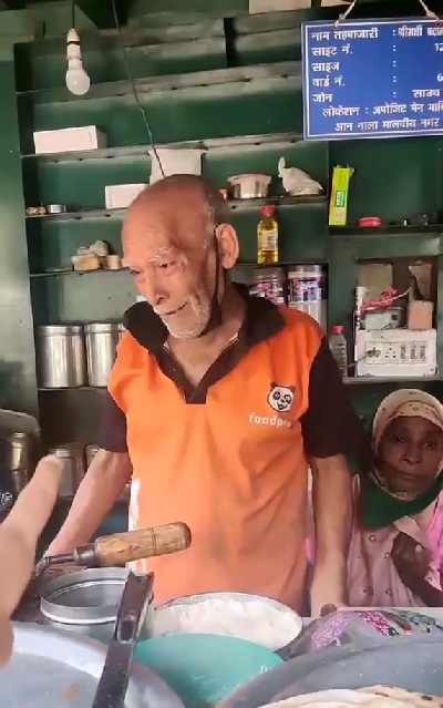 BabaKaDhaba trends as B'wood urges fans to help struggling elderly food stall owners.