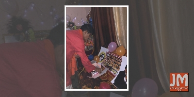 Lucknow lawyer holds special puja on Big B's birthday