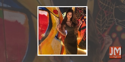 Suhana Khan looks stunning in olive bodycon dress