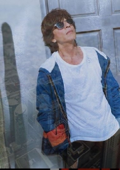 SRK turns 55: Fans, wellwishers celebrate b