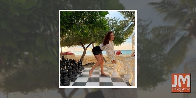 When Elli AvrRam was in the mood to play