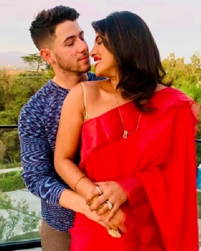 Priyanka-Nick look deeply in love in Karwa Chauth photos.