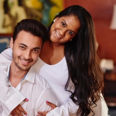 Aayush to Arpita on 6th anniversary: Blessed to have a partner like you.