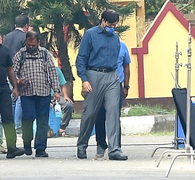 Abhishek, Chitrangda