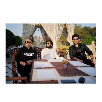 Allu Arjun strikes a pose with brothers Bobby, Sirish.