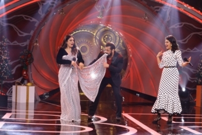 Bigg Boss 14: Salman Khan gets special birthday tribute -