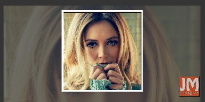 Billie Lourd sends 'love, strength' to fans on her mom Carrie Fisher's death anniversary