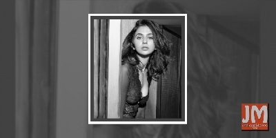 Rakul Preet cycles her way to film set