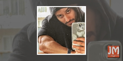 Kunal Kemmu flaunts brawn in new pic