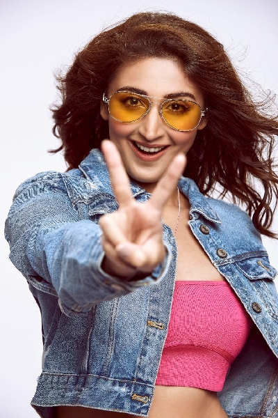 Dhvani Bhanushali back on stage with 'first of its kind' concert