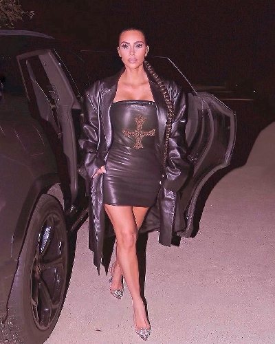 Kim Kardashian: 'I miss dressing up'.