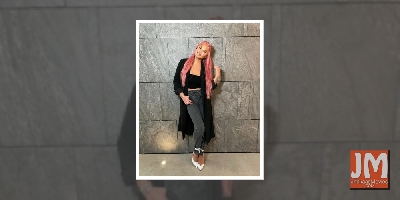 Chrissy Teigen teases new hair colour