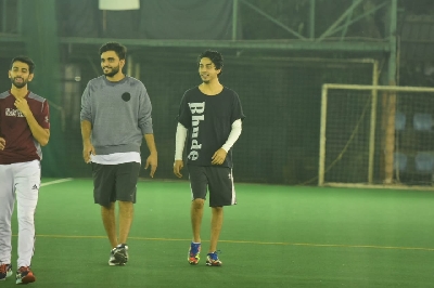 Mumbai: Aryan Khan And Ahan Shetty Spotted Playing Cricket at Bandra, on Feb 3rd, 2021. (Photo: IANS)