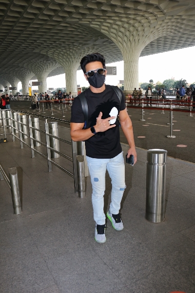 Mumbai: Pulkit Samrat Spotted at Airport Departure Thursday 11th February 2021. (Photo: IANS)