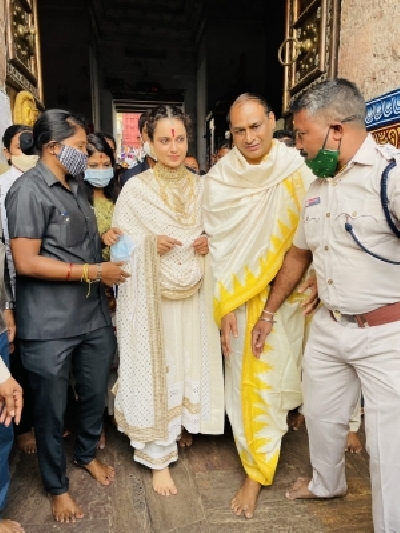 Kangana Ranaut visits Lord Jagannath temple in Puri.(photo:TWITTER)