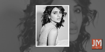 Samantha shines in monochrome photo-op