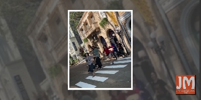Farah Khan recreates cover of inconic Beatles' album 'Abbey Road'