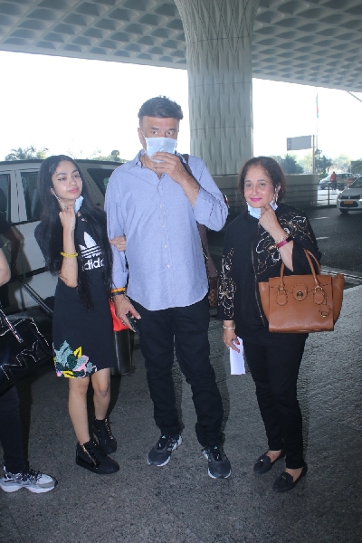 Mumbai: Anu Malik & His Family Spotted at Airport Departure on Friday 05th March, 2021. (Photo: IANS)