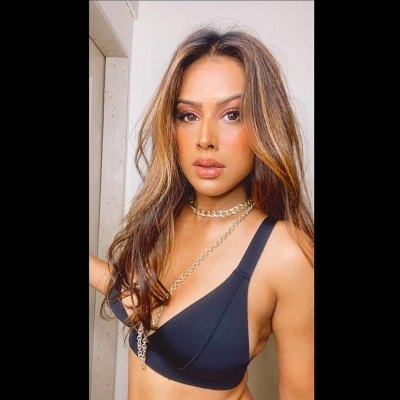 Television actress Nia Sharma has shared a sizzling picture on social media and labelled herself just a modern brown girl with goals. (Instagram)