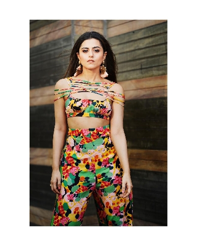 Ridhi Dogra features in the new web series, "The Married Woman", which revolves around the topic of same-sex love or lesbianism -- a topic considered taboo by many. The actress agrees that a lot of things are forbidden in India and that there are a lot of things the country feels uncomfortable about. (Instagram)