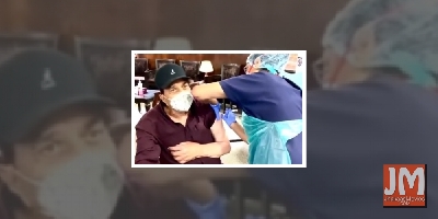 Dharmendra gets Covid vaccine shot