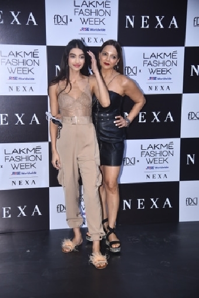 Mumbai: Ananya Panday Family at Lakme Fashion Week Day 3 On Sunday 21 March, 2021. (Photo: IANS)