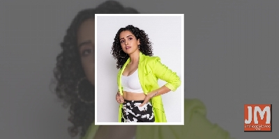 Sanya Malhotra flaunts perfect skin in latest photo-op