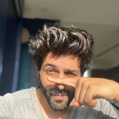 Kartik Aaryan tests Covid negative, says 'vanvaas khatam'.(photo:Instagram)
