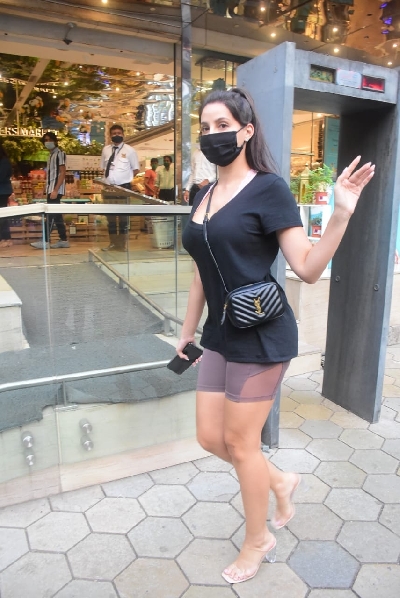 Mumbai: Nora Fatehi Spotted at Foodhall In Bandra On Tuesday 06th April, 2021. (Photo: IANS)