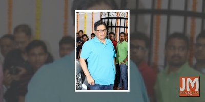 HC restrains KRK from making derogatory comments against Vashu Bhagnani