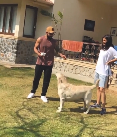 Anushka shares 'priceless moments' of 2020.(photo:Instagram)