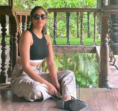 Lavanya: 'Weekend, please don,t leave me'.(photo:Instagram)